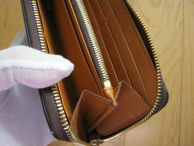 革財布の内装の評価